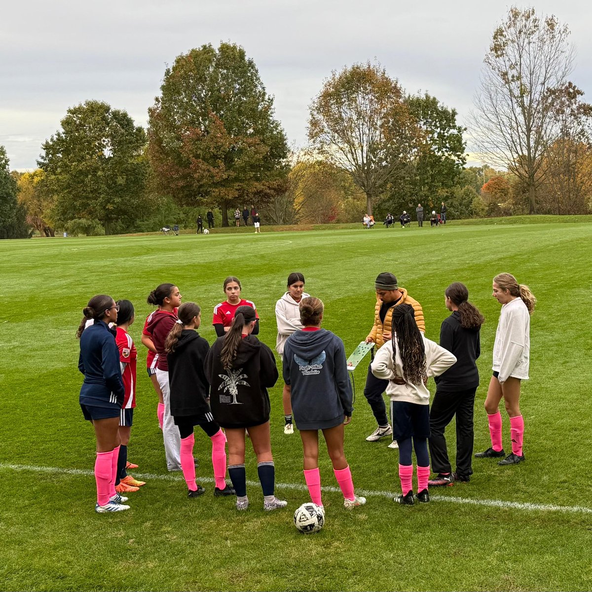 ⚽️ Our U14 Girls #DOLPHINS proudly wear pink socks in support of Breast Cancer Awareness Month!

🍂 2025 Fall Season
🏆 @montgomerysoccer 

🔵🔴 #WeAreToca #TOCA #tocajuniors #PLAYsimple #Futbol #Football #soccer #Girls #activekids #MSI #MSIClassic #MSIsoccer #FallSeason