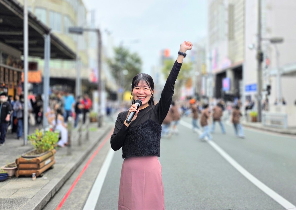 dance_740004's tweet photo. ええじゃないか豊橋まつり💕今年はDANCEZANMAI2025のMCでした🎤服装は負けインとのんほいぱーくコラボイベントの杏奈ちゃんの風💙いっぱい楽しかったです！ https://t.co/Fn7f6qTp5v