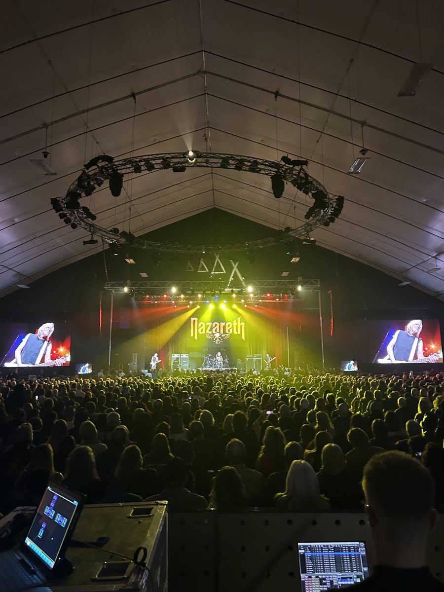 A couple of big shows last night for #TeamPW 
The #InspireGala for ⁦<a href="/Elevateaviators/">Elevate Aviation | Empowering Women In Aviation</a>⁩ ⁦<a href="/AuraJets/">Private Jet charter</a>⁩ and the final tour of ⁦<a href="/NazarethBand/">NazarethOFFICIAL</a>⁩ ⁦<a href="/RiverCreeCasino/">River Cree Resort</a>⁩ 
Thanks to our clients and teams for making these events happen 
⁦<a href="/productionworld/">#YEG’s go to #VirtualStudio & Event Space</a>⁩