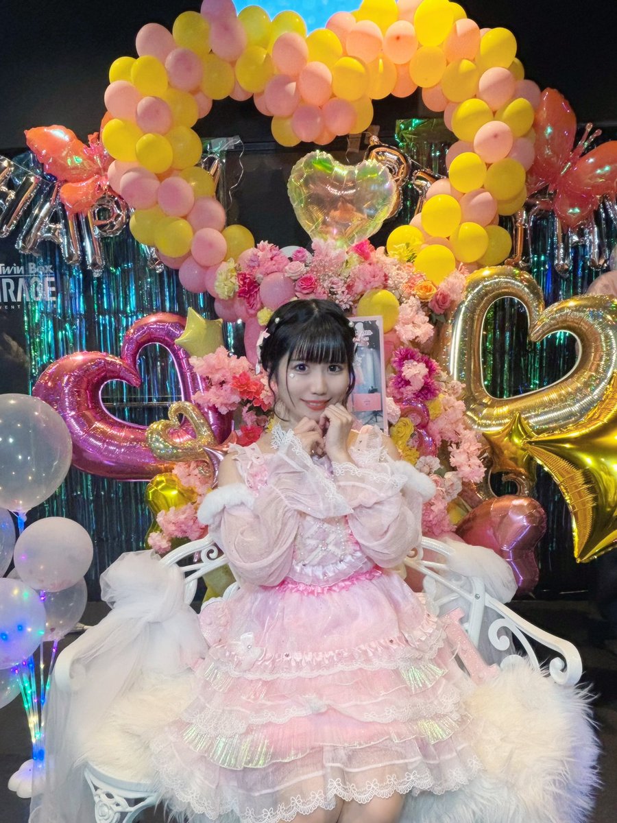 取り急ぎ

本当に幸せをありがとう☺️♡
小咲さち生誕祭2025無事終了しました✨️

ピンクと黄色のサイリウム綺麗だったしコールも届いてたし可愛いケーキにお花全部忘れません☺️♡

みんなのおかげで開催出来ました✨️

どうだったかな？

また気持ちツイートするね！！