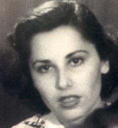 DurrellSociety's tweet image. That evening when we dined at the Trianon, Eve became quietly reflective for a while and then smiled, saying: ‘I was thinking of all the lovers I have had. All so very different. I have thought of writing a book about them, but there is no time’.
Michael Haag recalls Eve Durrell