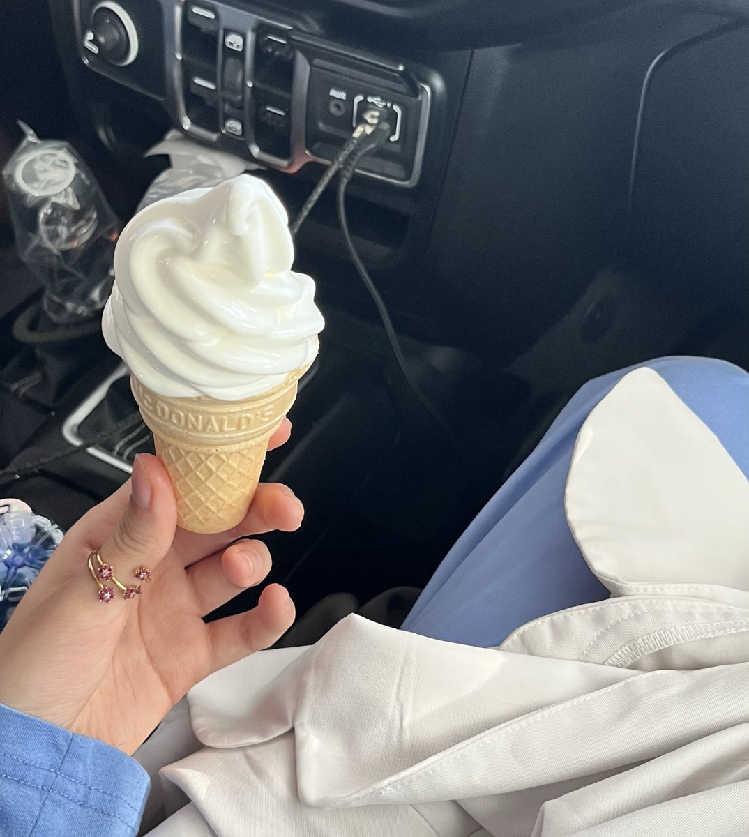 _a0a7's tweet image. اول ميد بالسنه الاخيره من غير شر 💙