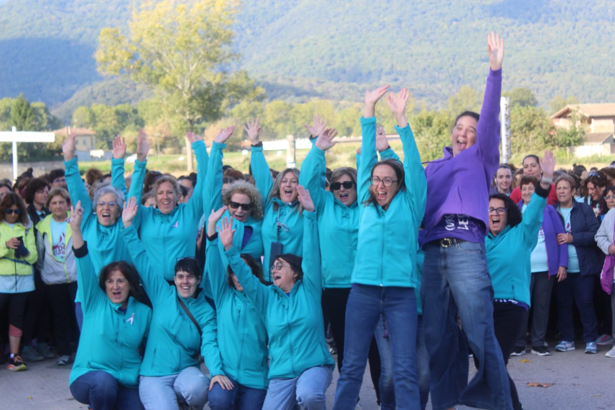 Recupera el programa especial de Ràdio la Vall en aquest enllaç i la redifusió avui a les 19h. i demà ales 1h. les 8h. des de Ràdio la Vall. 107.6 fm i radiolavall.cat

radiolavall.com/seguiment-de-l…