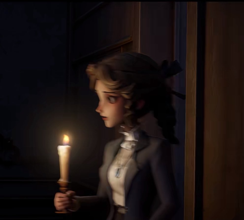 Re7777Re's tweet photo. In the trailer for the new storyline, Alice walks out holding a candle with a panicked expression. This frame is so beautiful……#idv #IdentityV https://t.co/O11xEcK90S