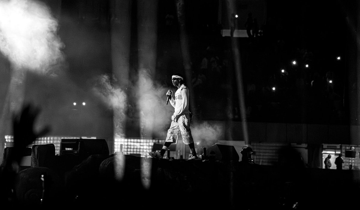 Bookmyshow_live's tweet photo. DELHI, YOU RAGED HARD LAST NIGHT 🔥 
But we ain’t done yet!
See y’all for day 2 ⚡️ 

#TravisDelhi https://t.co/BcTgM4sodj