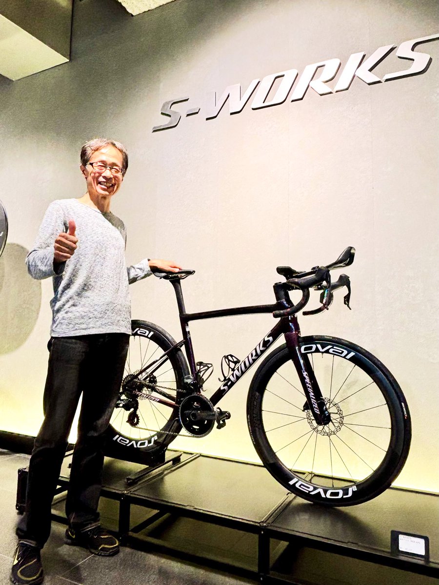 ss_makuhari's tweet photo. ㊗️納車!
S-WORKS TARMAC SL8 最新26モデル!
#愛車写真 #TarmacSL8 #Sworks
#スペシャライズド幕張 https://t.co/zx1DivGRqj