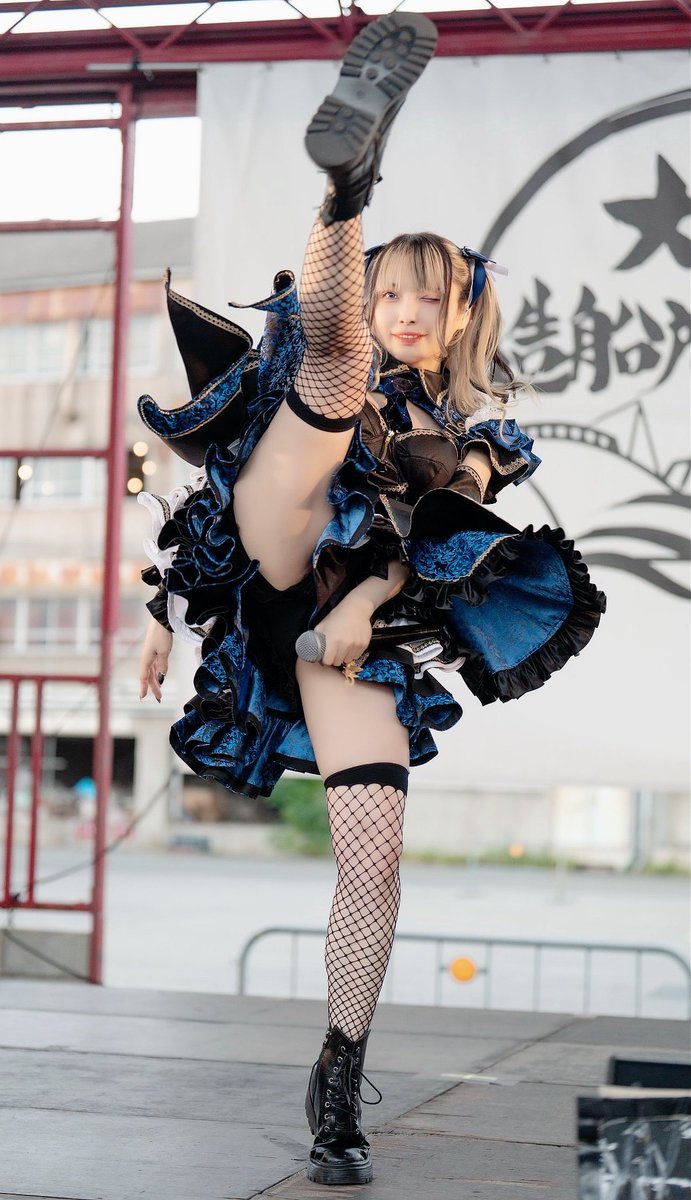 marie_0627's tweet image. #大阪造船所アイドルフェス で
44歳のハイキック見れた？