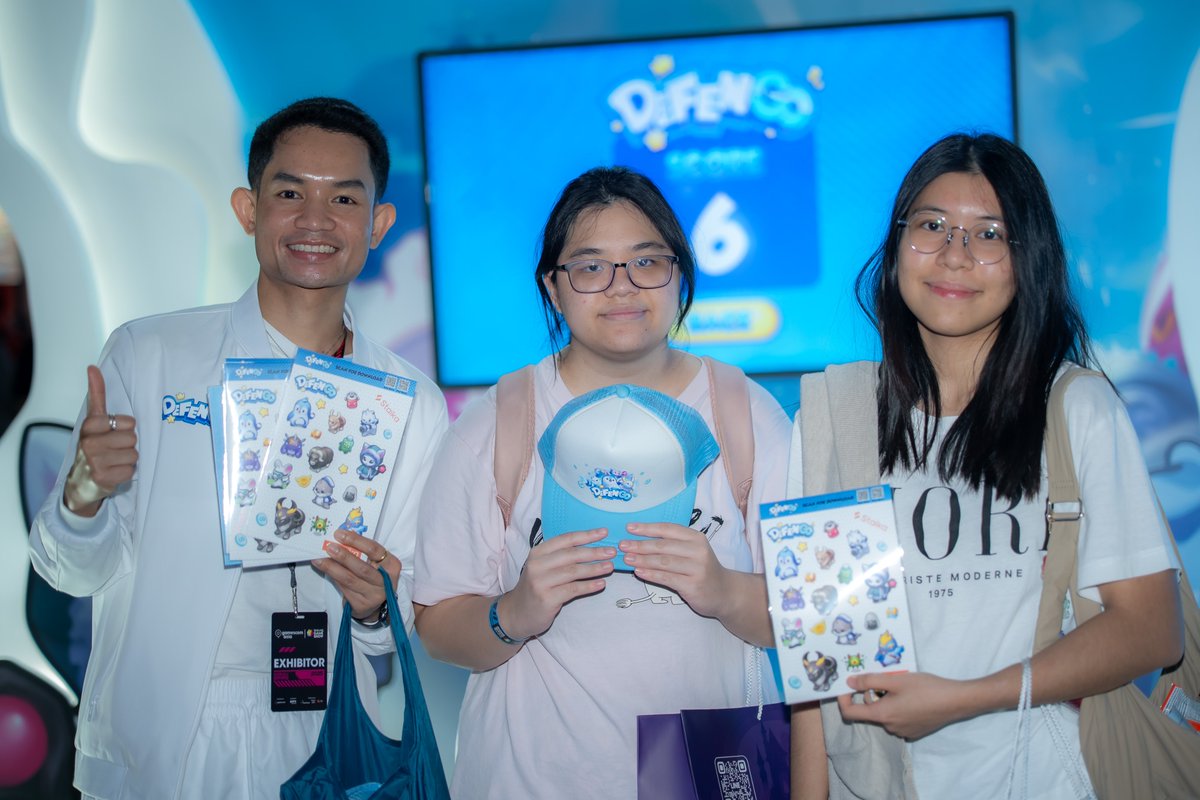 staika_official's tweet photo. Here they are! 🏆 Our booth winners!

A massive congrats to our DefenGo winners! Peep the photos 📸 – they're taking home powerbanks, tumblers, and exclusive merch!

Thanks for making our @gcaxtgs unforgettable! 🙏

#GCAxTGS2025
#StaikaAtGCAxTGS2025
#DefenGo
#gazaGO https://t.co/Cneo4QItto