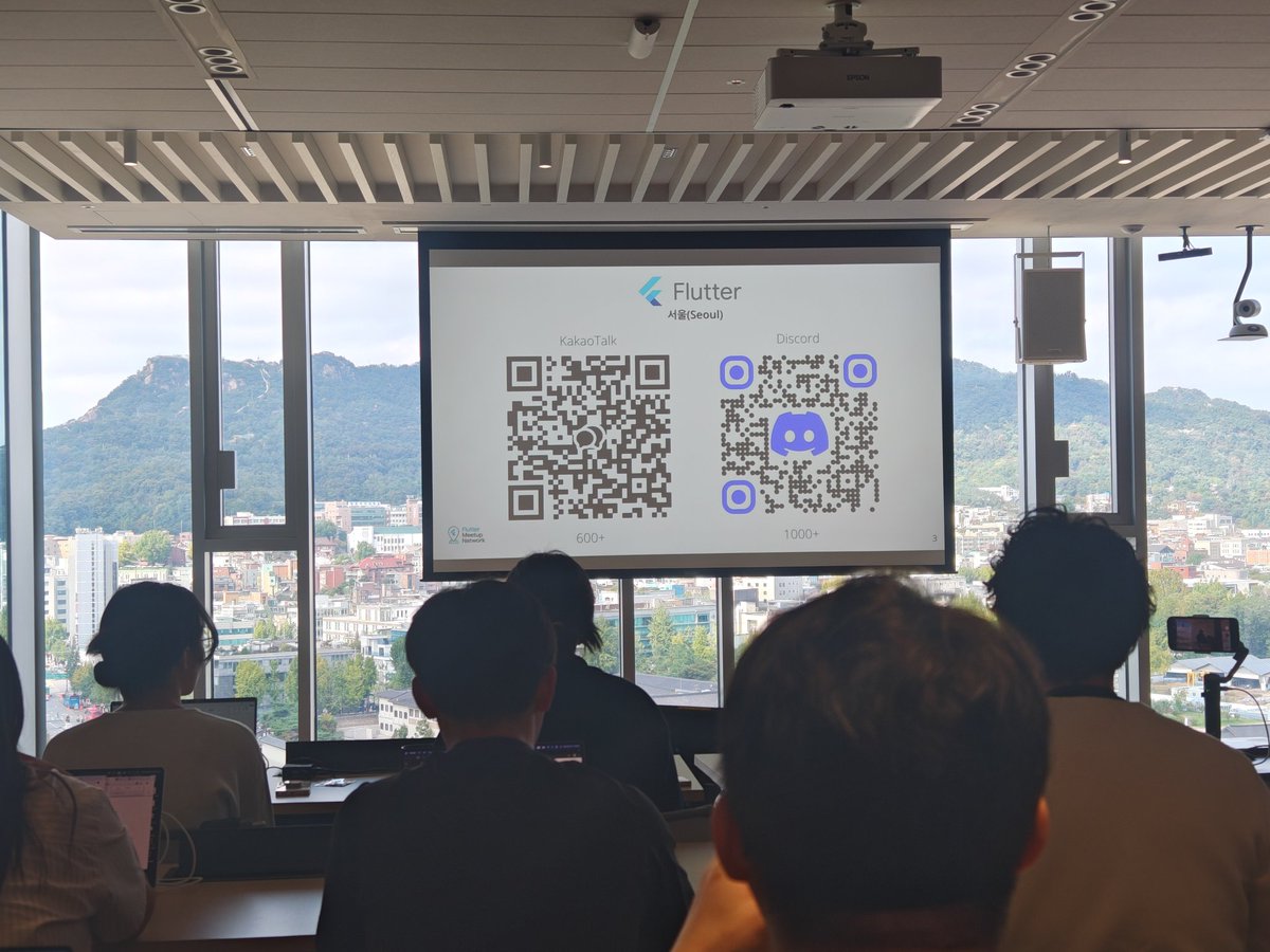 korodroid's tweet image. Joined @jaichangpark ’s motivating session💙
#FlutterAlliance #FlutterDev