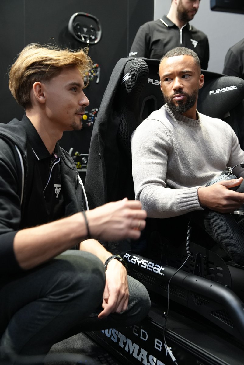 Jann Mardenborough stopped by our booth! 🙌
Always a pleasure to welcome a true sim racing legend. 🏁🔥