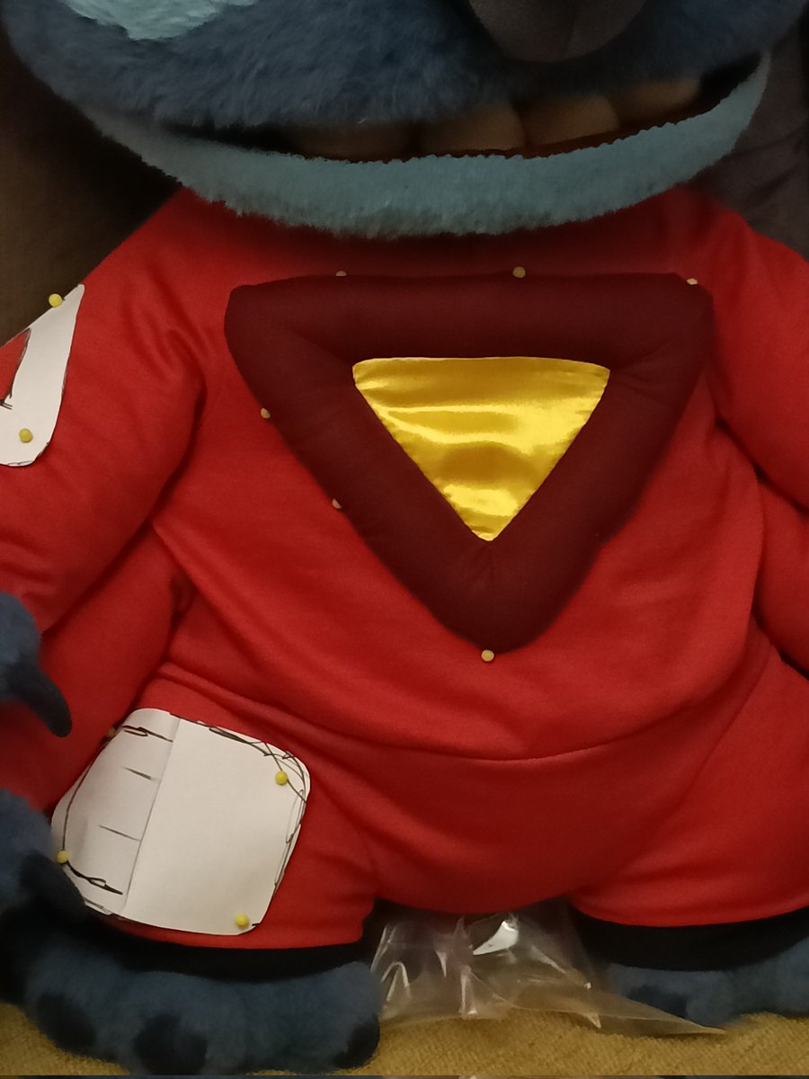 My brain
*use vinyl use vinyl*
satin fails 😬
okie, going to use vinyl for the yellow