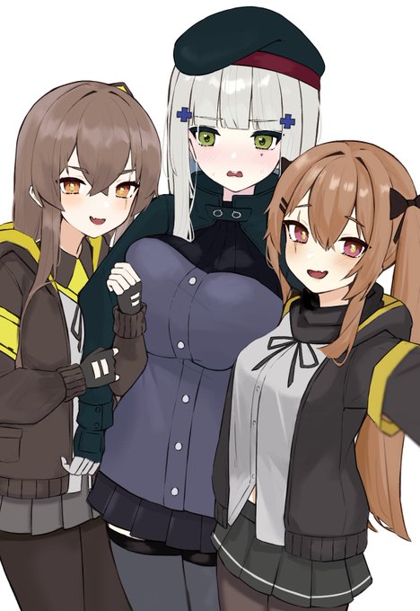 自撮りする小隊 