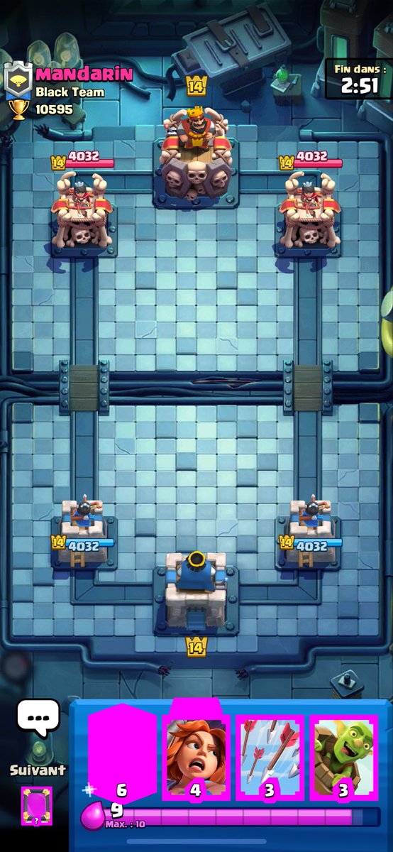_Clara_18's tweet photo. @ClashRoyale C’est ca vous faites ? Pire game j’ai lancé aux hasard https://t.co/YVmrPL3J14