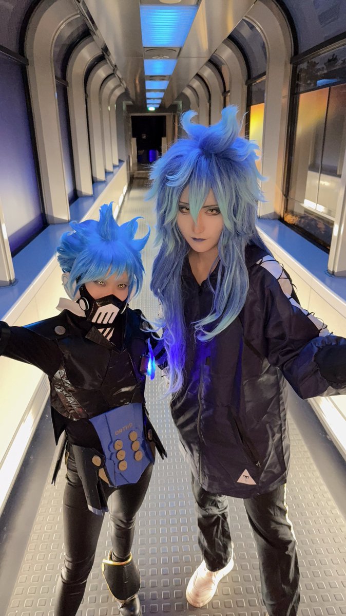 10/16 🏰 【twst/💀🔥】

━━━━━━━━━━━━━━━━

            💙Shroud Brothers🩵

━━━━━━━━━━━━━━━━

#Dハロ仮装2025
#Dハロツイステ