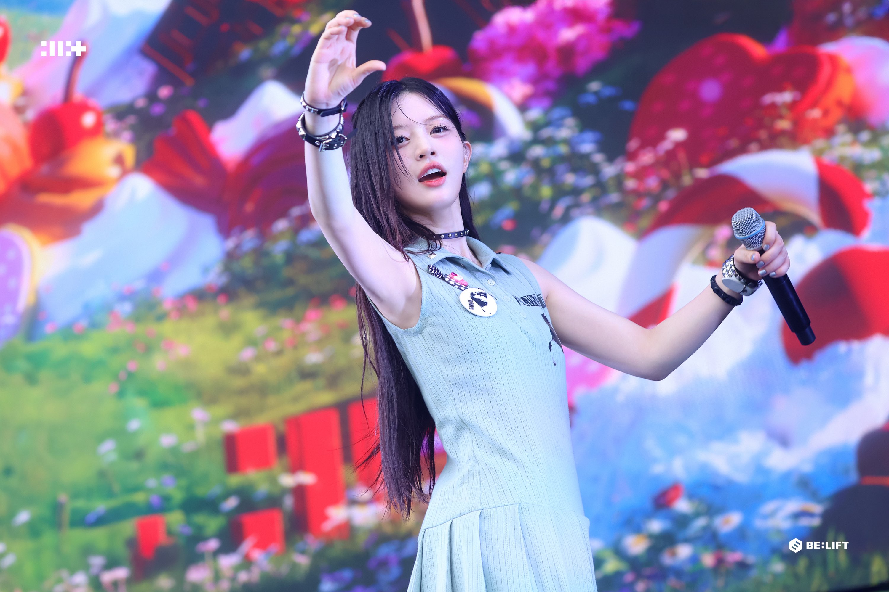 민주 R U Next? 민주 MINJU l FINAL rehearsal FanCam - YouTube