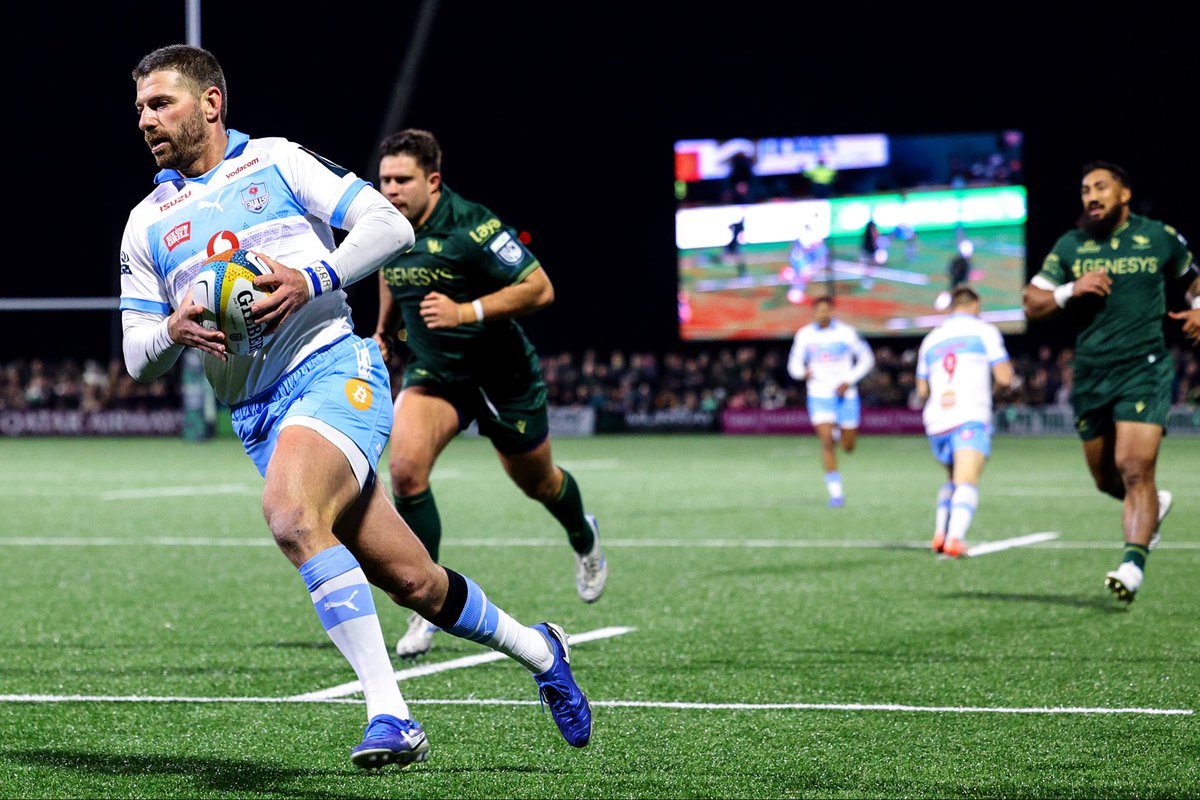 Friday Night Lights ⚡️ 😍🐃