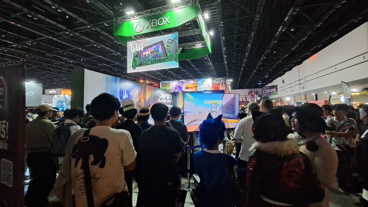JustSomeGuy202's tweet photo. BO7  is so ass in this event. They don't even let anyone zombies mode. #XboxPassportQuest https://t.co/xFRccfd76m