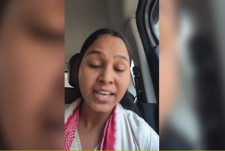 कुछ दिन पहले TRE-4 पर इनका एक वीडियो वायरल हुआ था जिसमें TRE-4 लटकेगा तो लटकेगा वाली बात कही गई थी! 

बिहार विधायकी चुनाव में अब इनका नामांकन रद्द हो गया है! 
ये खबर खुद इन्होंने ही वीडियो जारी कर दिया है।
📍 नामांकन रद्द पर आप सभी अपना विचार प्रकट करें ,क्या आप खुश हैं? या 🥵