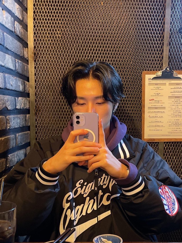 몬베베들 다들 이 날 생각했겠지…………..