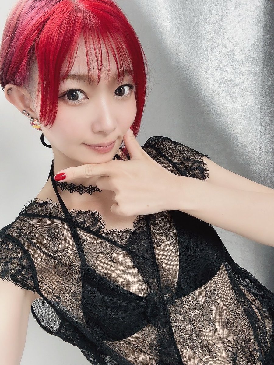 ハロウィン🎃ブロマイド
買ってくれたかな？🥺

気合の入ったお写真撮ります❣️

①★セクシーバニーっころ👯‍♀️💋
②★キューティハニーデビル😈💋
③★アニマル宇沙木🐆❤️‍🔥

選んでね🥰
希望が無い方にはセクシーバニーっころ送ります❣️スケスケな予感…🤭❤️

iget.official.ec/items/121718936
締め切り明日まで‼️