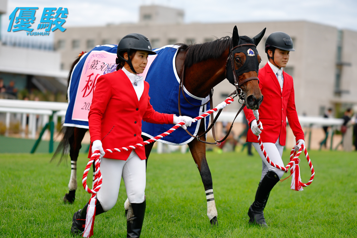 第30回 #秋華賞 は桜花賞馬 #エンブロイダリー が牝馬二冠を達成。3