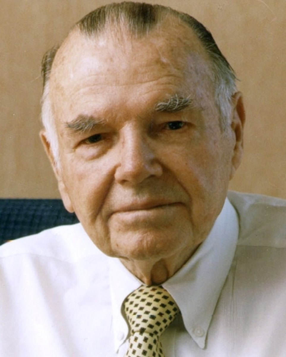 Marvin Bower built McKinsey &amp; Company through words.

With memos, letters, speeches, and books that brought clarity to complex ideas and aligned people around shared values.

I never had the privilege to meet him before he passed away. But his presence continues to be felt