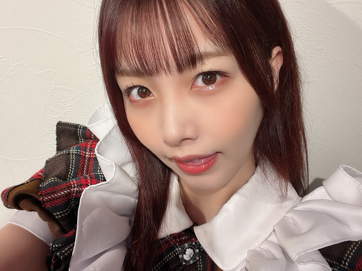 ✌︎︎︎⸜(*˙꒳˙*)⸝✌︎