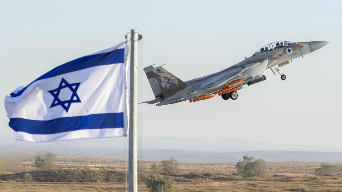 BREAKING: 
 
Israel launches strikes on southern Gaza.