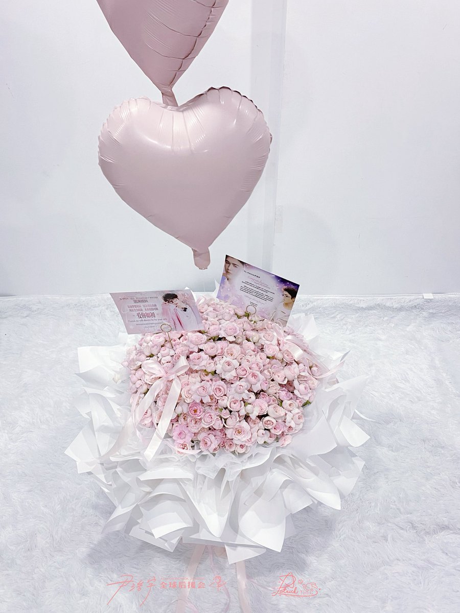 patrick_thfc's tweet image. 💗 #CatchPatrick22
#PatrickPLANET22
⊹ 🌷ช่อดอกไม้ for @patrick_pppat ⊹
“ ดอกไม้ที่เบ่งบานในช่อ ก็เหมือนหัวใจของพวกเราที่เบ่งบานทุกครั้งที่ #แพทริค ยิ้ม ”
ขอให้ทุกสิ่งที่แพทริคตั้งใจ ประสบความสำเร็จอย่างงดงามเช่นกับดอกไม้นะคับ🥰
💌 by
— @patrick_thfc
— @PatrickCNFC