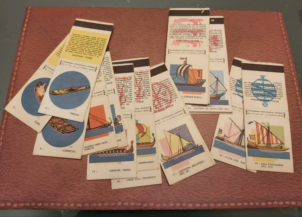 An unexpected online discovery: a match box from Spain from the 1960s or 1970s portraying a #Byzantine Dromon, as part of a series on historical ships...
#Fosforos #España