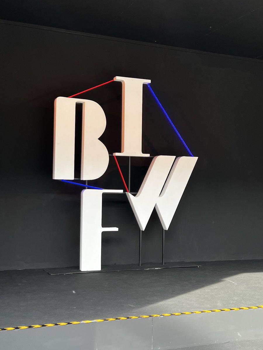 เจอป้าตือกับคริสติน่า แซ่แต้ในลิฟต์ 😆
BIFW 2025 NAGARA
#BIFW2025