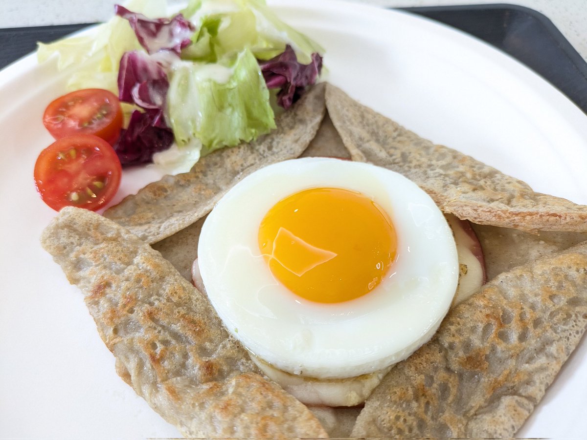 project_TP's tweet image. 調理学校の文化祭に行ってみたら美味しいものだらけだった😋