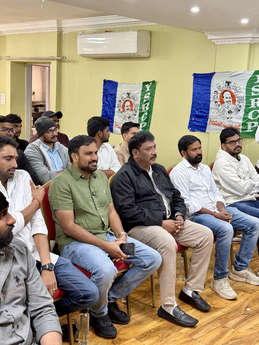 pradeepchinta1's tweet image. Pradeep anna had a wonderful meeting with Koramutla Srinivasulu anna yesterday in East Ham 😊 Had a warm discussion about AP’s illegal liquor issues and shared some valuable thoughts for a better future 🙏 #Respect #Leadership #APDevelopment
@DrPradeepChinta @KoramutlaSrini…