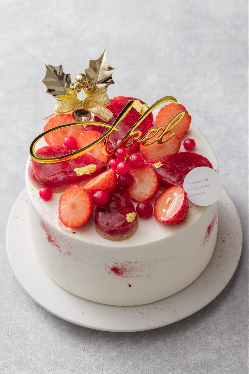 ジュエリーがテーマのクリスマスケーキ。
こちらは東急百貨店にて。

tokyu-dept.co.jp/ec/p/25Xmas-00…