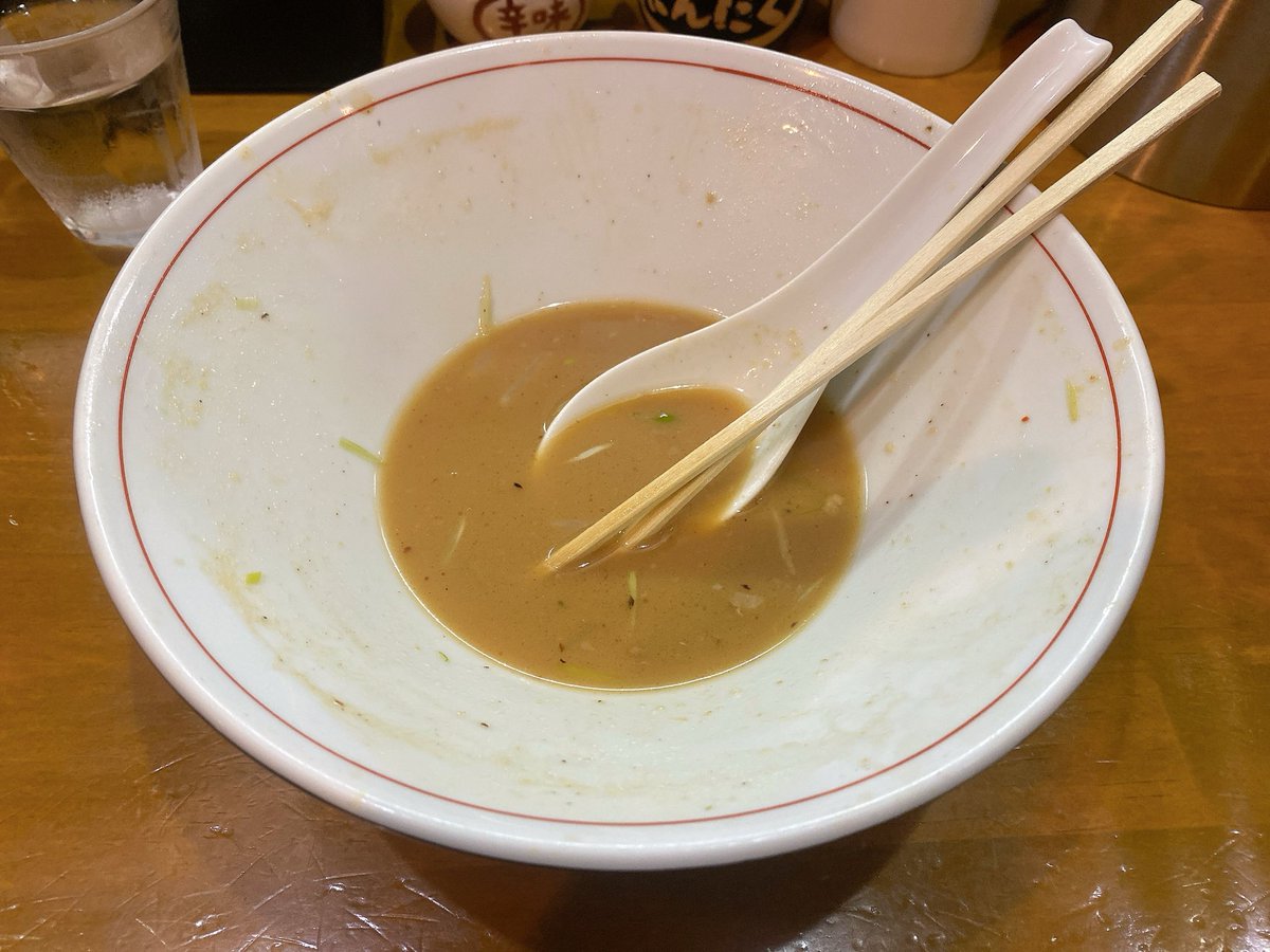 にぼし味噌＋チャーシュー増し＋味玉🫶
チャーシュー増したら分厚いやつでお腹苦しい..