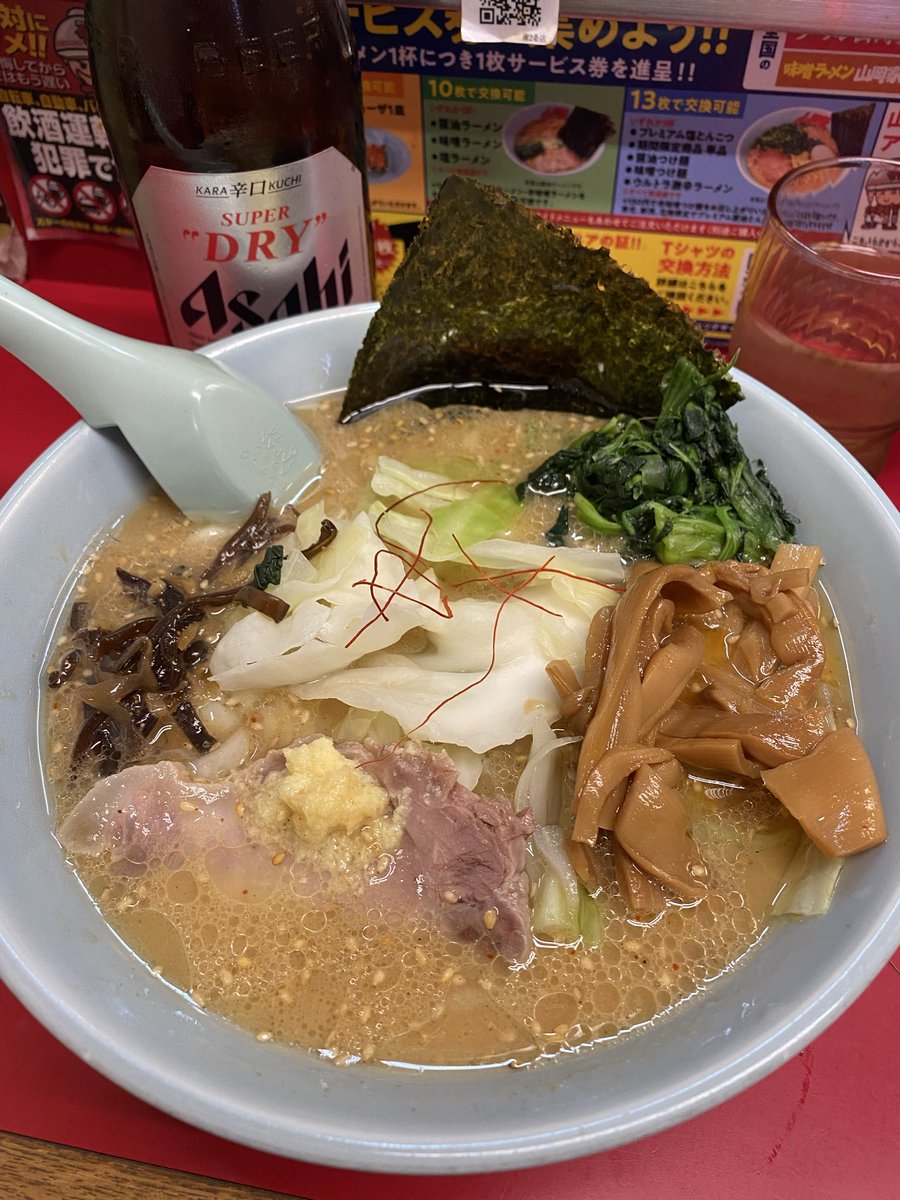 Address03Mail's tweet photo. 山岡家の限定白味噌！これはうまい！！レギュラーになって欲しい！！
札駅付近のめぐみ水産のししゃもラーメン！優しくも出汁の多幸感に思わず完飲しそう！！
西デスのスープカレー、毎日食べたい！！付け合わせも本当にうまい！！欲しい！！！ https://t.co/651Sf2kxXS