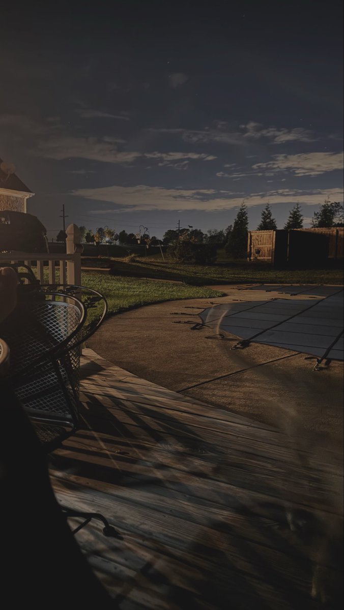 no noise; no rush; just me. 🧘🏽‍♀️