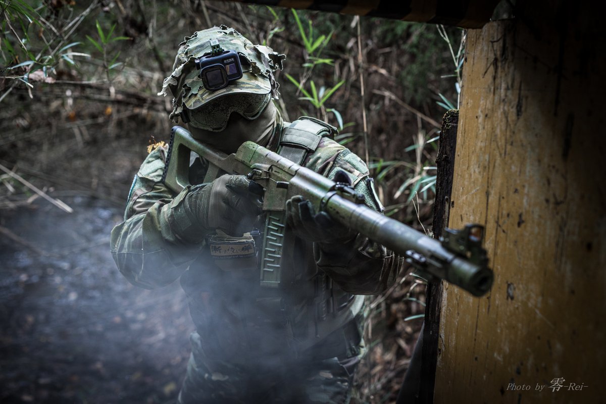 zero_ofdarkness's tweet image. 本日バンブージャングルでのサバゲ参加の皆様お疲れ様でした！
今日は久々にゼンカのジョンさんにお会いできたので一緒にイツメンで撮影しました！
てなわけで本日のソクホです！＼(^o^)／
#バンブージャングル