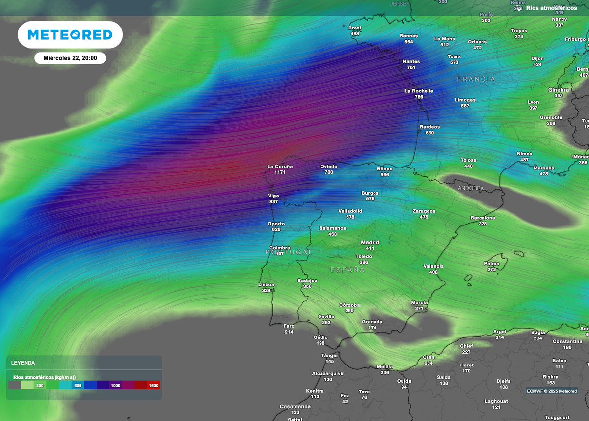 ⚠️ Más de 200 l/m2 en Galicia en pocos días, según el modelo europeo. 

Los vientos del oeste arrastrarán masas de aire de origen subtropical que estarán muy cargadas de humedad. 💧 Se aprecia algún río atmosférico de mucha envergadura.

🗞️ tiempo.com/noticias/predi…