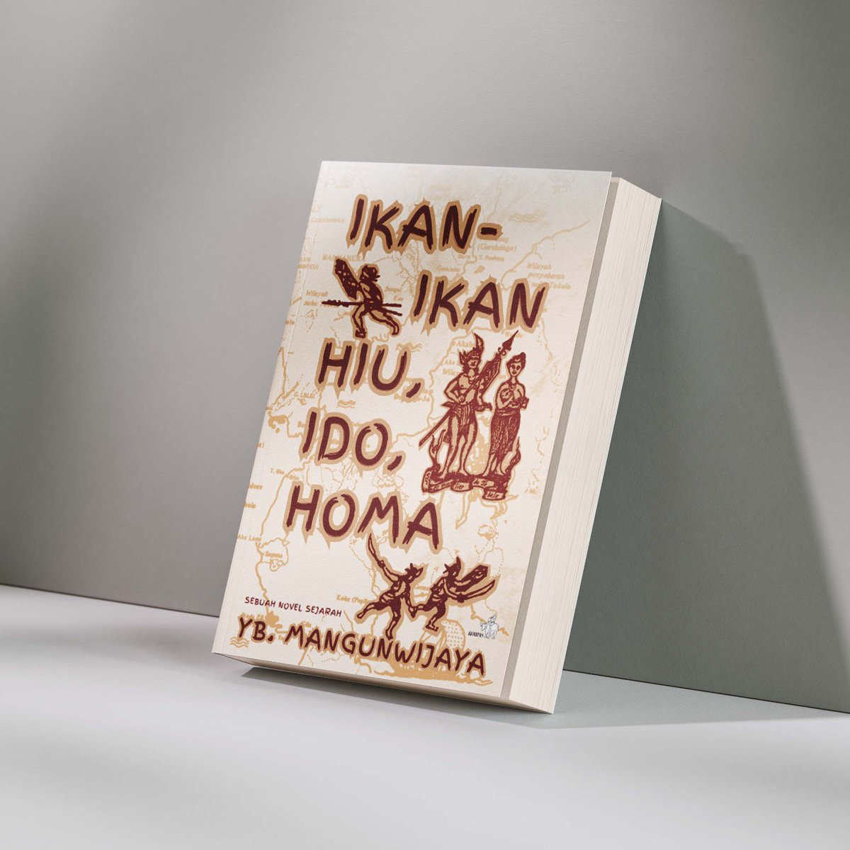 Novel sejarah yang menggabungkan catatan kebudayaan masyarakat Halmahera, Maluku Utara, dengan cerita kehidupan lintas generasi suku Tobelo, dan menyimpulnya dalam satu benang merah: semangat kepahlawanan dan keberanian masyarakat dalam menghadapi penguasa dan bangsa kolonial.