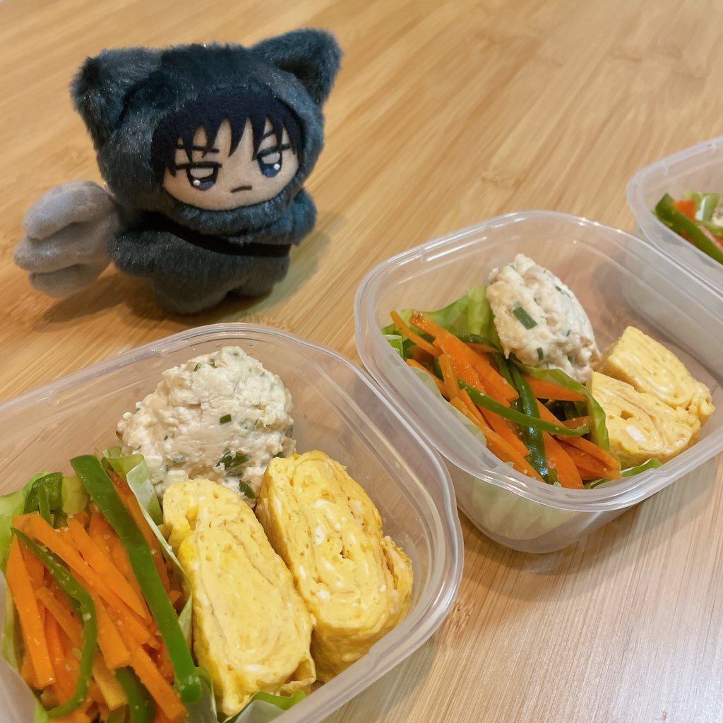 ia0_w's tweet photo. 食べちゃダメだよ。 https://t.co/EwLaA9Z59Q
