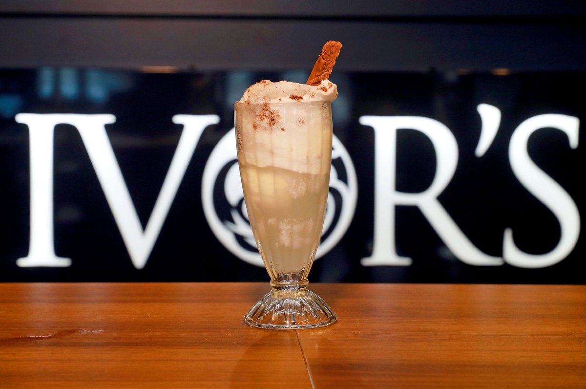 MEET THE PG MEDIA SMOKEY 🤤

Headed to Ivor's to make my legendary Smokey on Friday and it went down a storm. Made with Cream Soda but they also have Pineapple and Brown Lemonade to choose from.

Get down and try it 🍨

🎥 Video drops next week 

<a href="/MickKennedy76/">Micheál Ó Cinnéide</a>
<a href="/Hudd84/">Conor Huddleston</a>