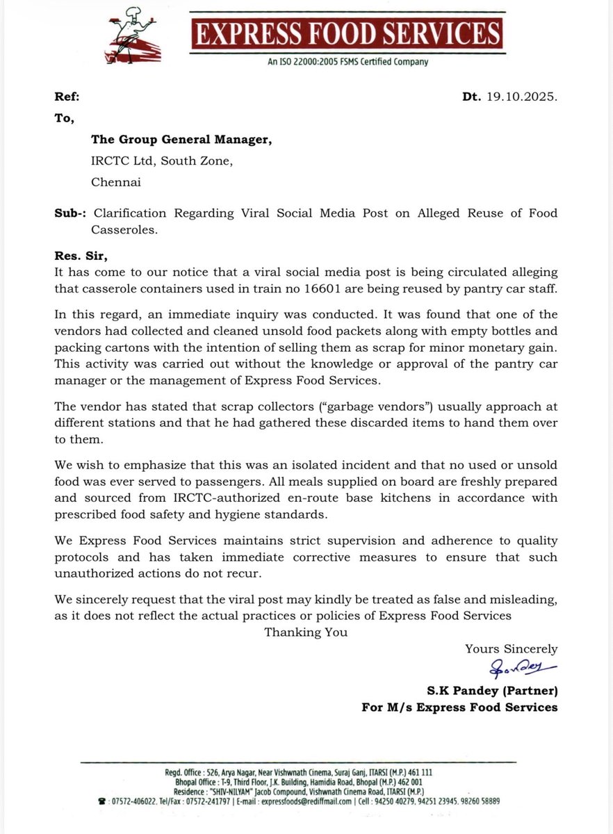 IRCTCofficial's tweet image. इस वीडियो की तुरंत जांच की गई
कैसरोल का उपयोग केवल एक बार किया है, न कि दोबारा खानपान या उपभोग हेतु। इसे clean कर डिस्पोज किया जा रहा है। इस संबंध में की गई तथ्यात्मक जांच से यह स्पष्ट रूप से सिद्ध होता है।
खानपान के लिए कैसरोल का दुबारा उपयोग जैसी भ्रामक ख़बरें ना फैलाएँ ।…