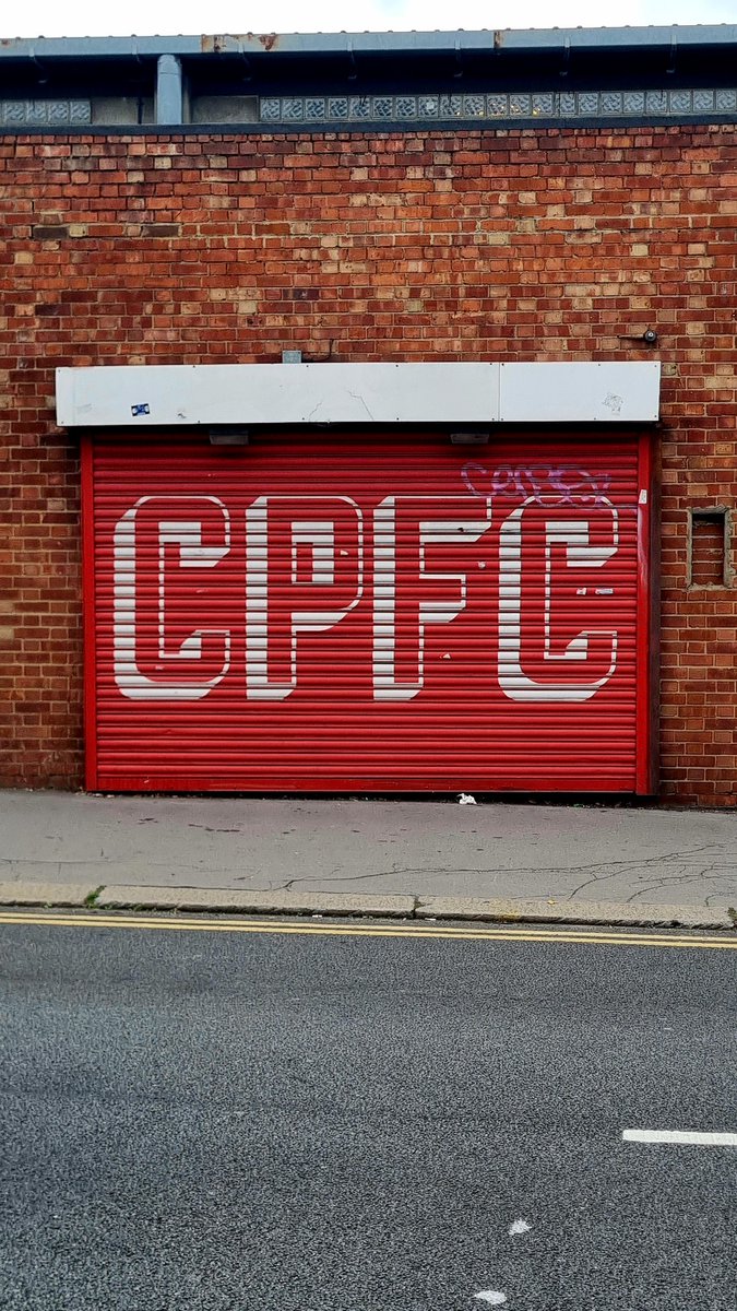 joimson's tweet photo. @TCPalacePod #AFCB travelling fan here your team were incredible in the second half never gave up! The game was a thriller two incredible clubs best of luck for rest of season. Game will forever go down in history as the first time #afcb topped the @premierleague albeit briefly 😅🍒⚽️🔥 https://t.co/cG28f0KhK3