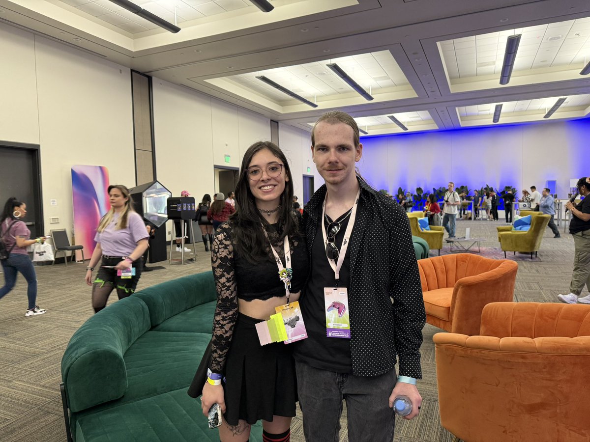 SHADERSOP's tweet image. Day 2 is a success!