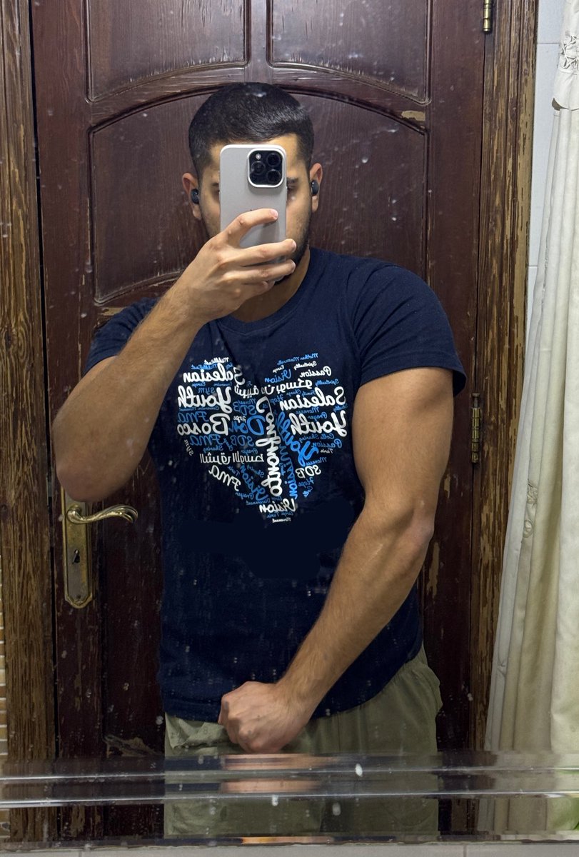 itzjoee4's tweet image. Triiiiiceps