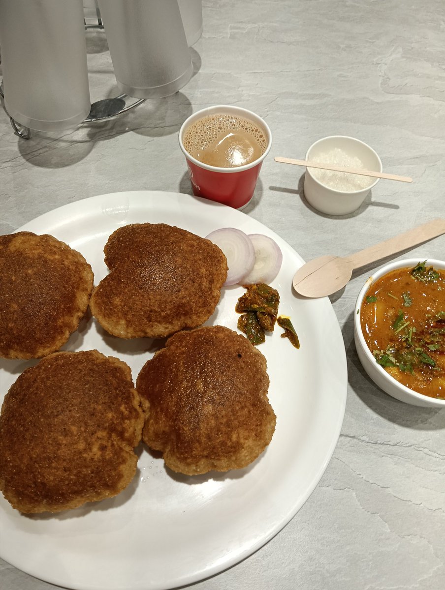 कुछ स्वादिष्ट हो जाए 😋😋