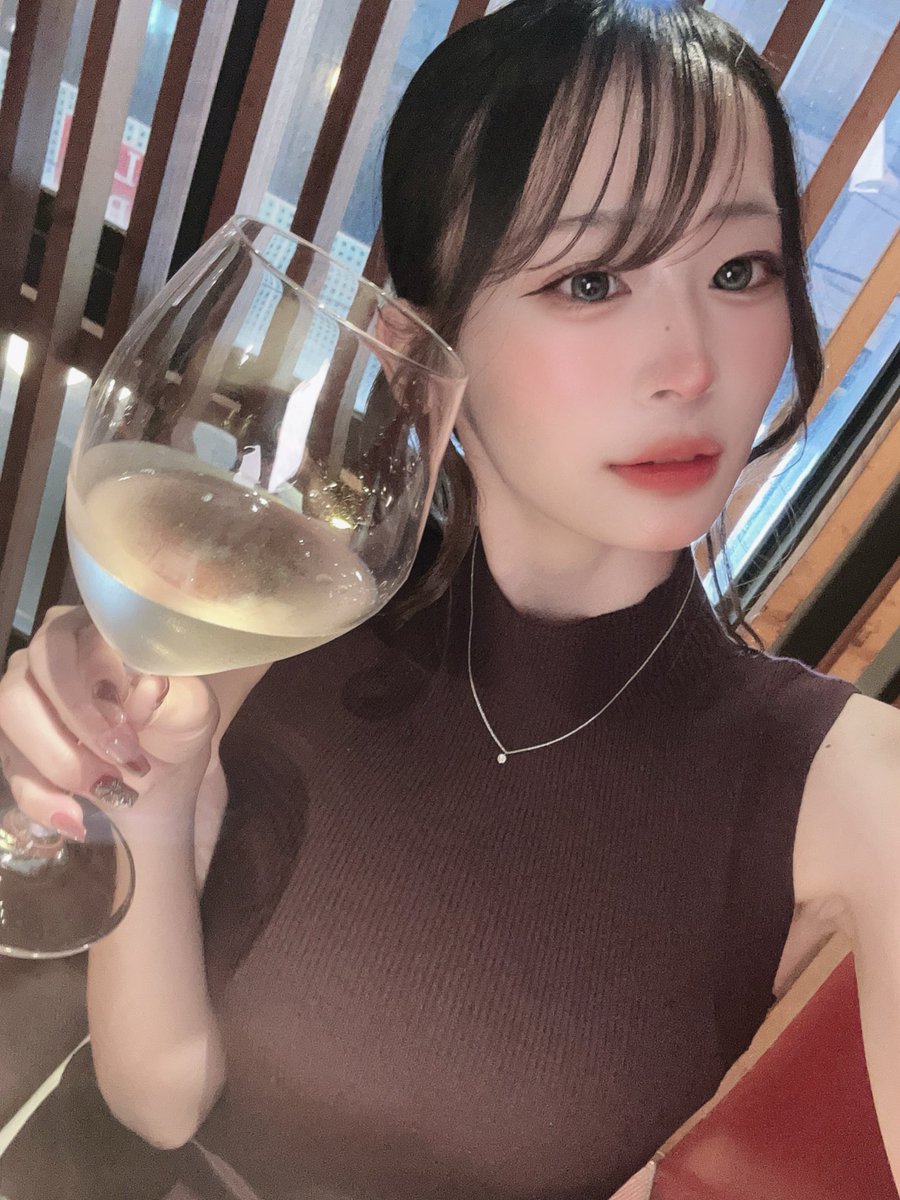 最近『これぐらいチケット獲得しました！』っていう報告のメッセージが多くて、とても嬉しい。🥹💗

それは私ひとりだけではできない、みんなで楽しんで、みんなで獲るグランプリだから。

本当にありがとう。♡♡