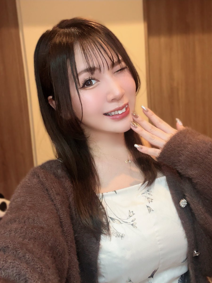 sakurai_reiii's tweet image. 明日10/20㈪は東京都大田区の
#マルハンメガシティ2000蒲田1 #PR
へお邪魔しますっ( ᴖ ·̫ ᴖ )💗
毎度お馴染みのW抽選‼️‼️
#マルハンメガシティ2000蒲田7 のコンパス抽選もお忘れなく✊
前回はどっちも遅番すぎたので今回こそはw
みんな遊びに来てねーっ(∩´∀`∩)💕