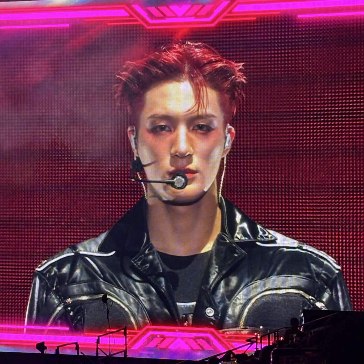 aijiyw's tweet image. JENO TODAY OMG ❤️❤️❤️